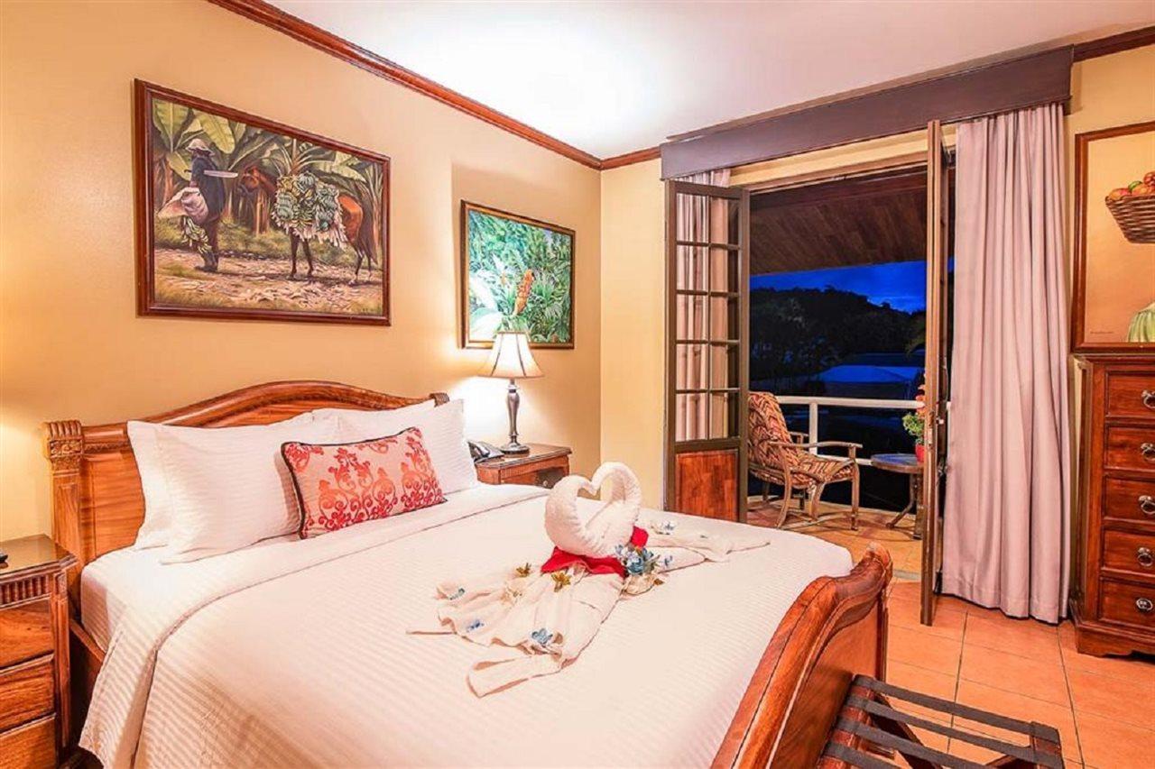 Hotel Casa Roland Golfito Resort Ngoại thất bức ảnh