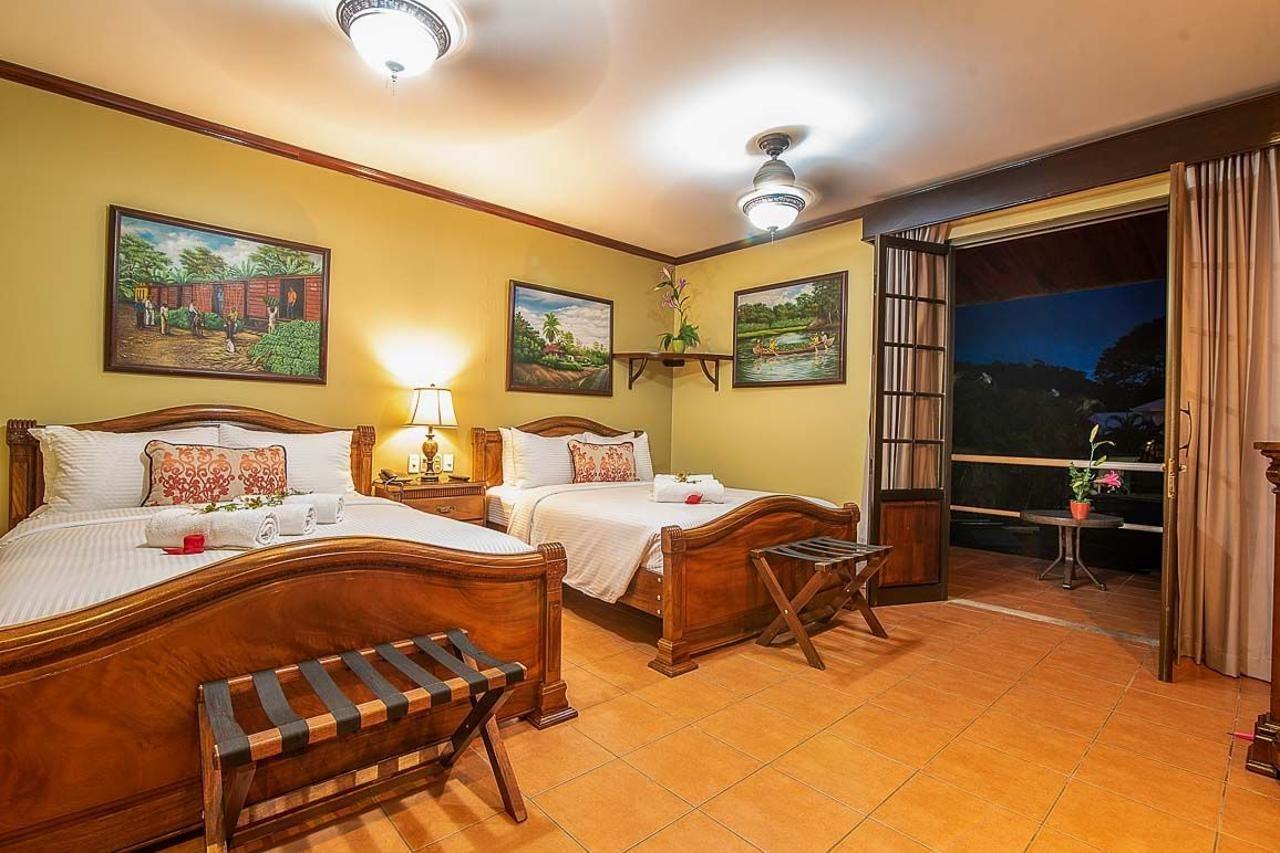 Hotel Casa Roland Golfito Resort Ngoại thất bức ảnh